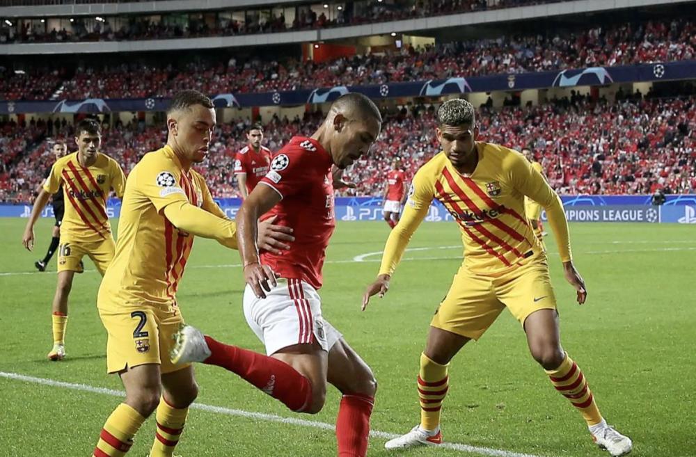 威金斯官方公布新规，浓眉哥引发争议，助攻爆棚球迷热议！的简单介绍