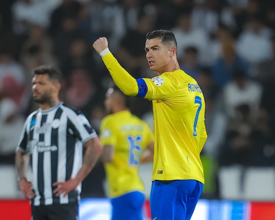 包含C罗连续二十场比赛得分超过大比分获胜,切尔西不断突破!的词条